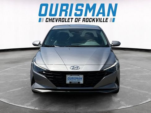 Used 2023 Hyundai Elantra SEL w/ Convenience Package FWD image 8