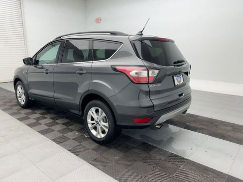 Used 2018 Ford Escape SEL image 3