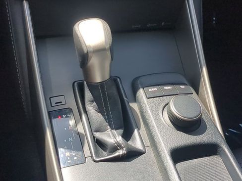 Used 2016 Lexus IS 200t image 12