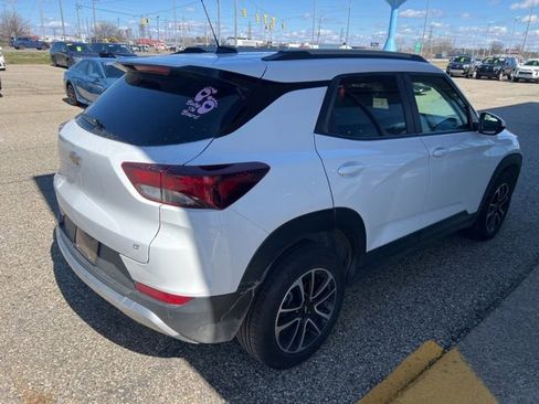 Used 2024 Chevrolet TrailBlazer LT w/ Driver Confidence Package image 7