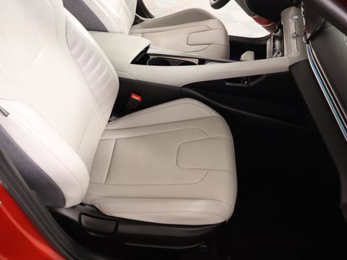 Certified 2021 Hyundai Elantra Limited FWD image 14