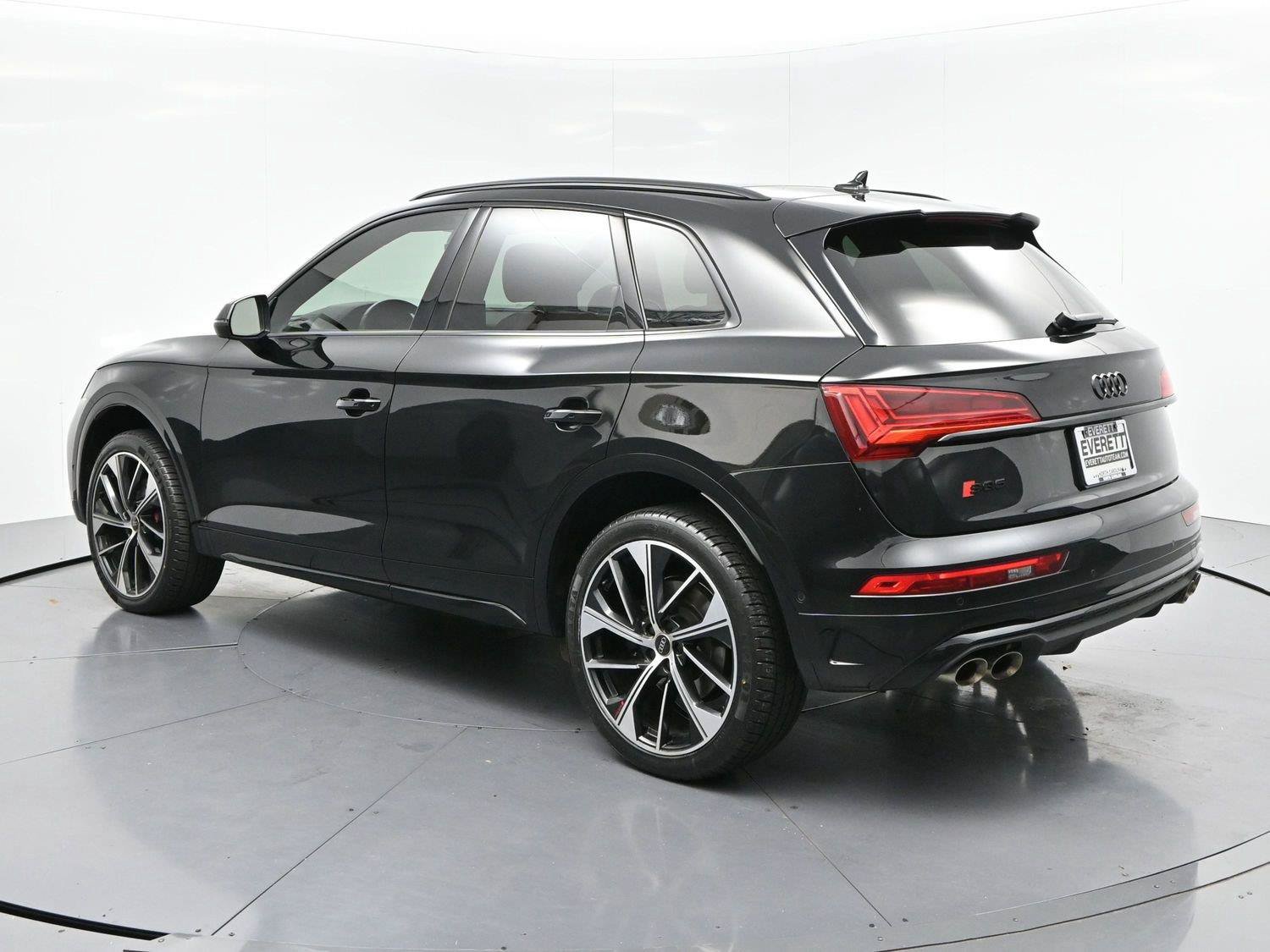 Used 2024 Audi SQ5 Prestige AWD/4WD image 5