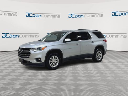 Used 2021 Chevrolet Traverse LT FWD image 4