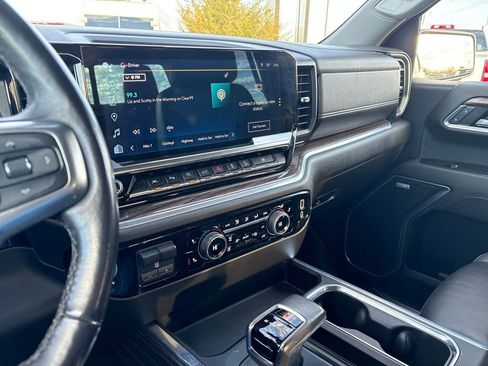 Used 2022 Chevrolet Silverado 1500 RST image 22