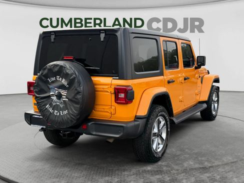 Used 2021 Jeep Wrangler Unlimited Sahara w/ Uconnect 4C Nav & Sound Group AWD/4WD image 6