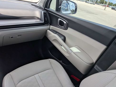 Certified 2025 Kia Sorento S AWD/4WD image 23