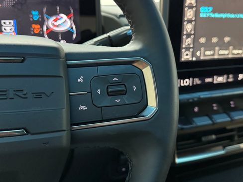 Used 2024 GMC Hummer EV 3X w/ Omega Edition image 23