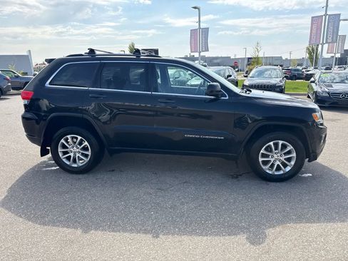 Used 2015 Jeep Grand Cherokee Laredo w/ Quick Order Package 23E AWD/4WD image 4