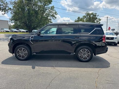 Certified 2025 Nissan Armada SL AWD/4WD image 6