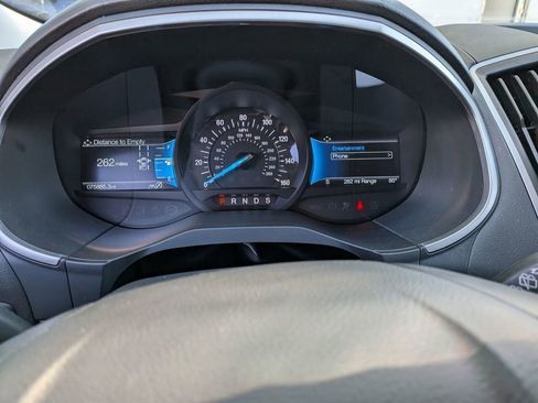 Used 2021 Ford Edge SEL image 18