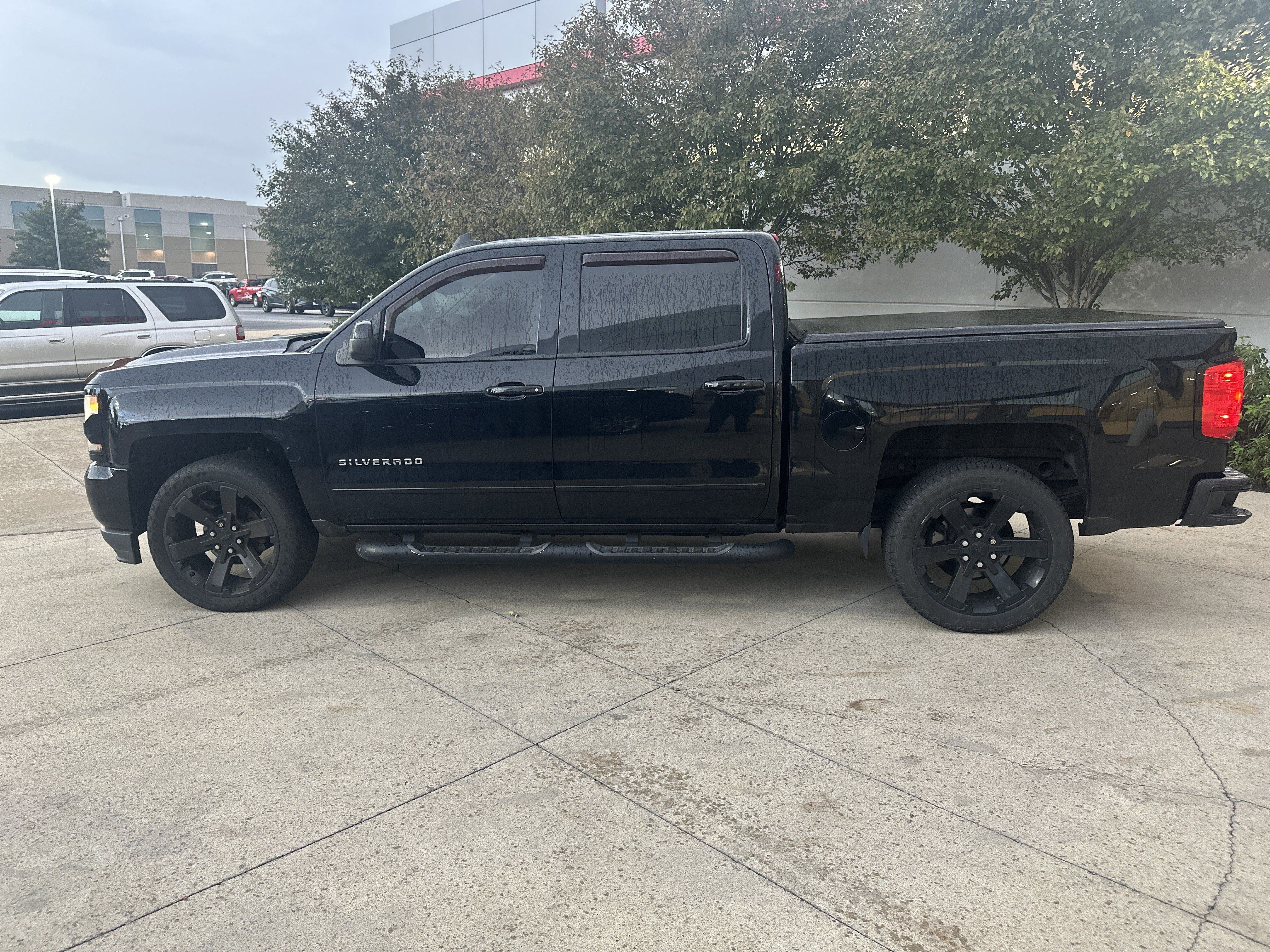 Used 2016 Chevrolet Silverado 1500 LT w/ All Star Edition AWD/4WD image 9