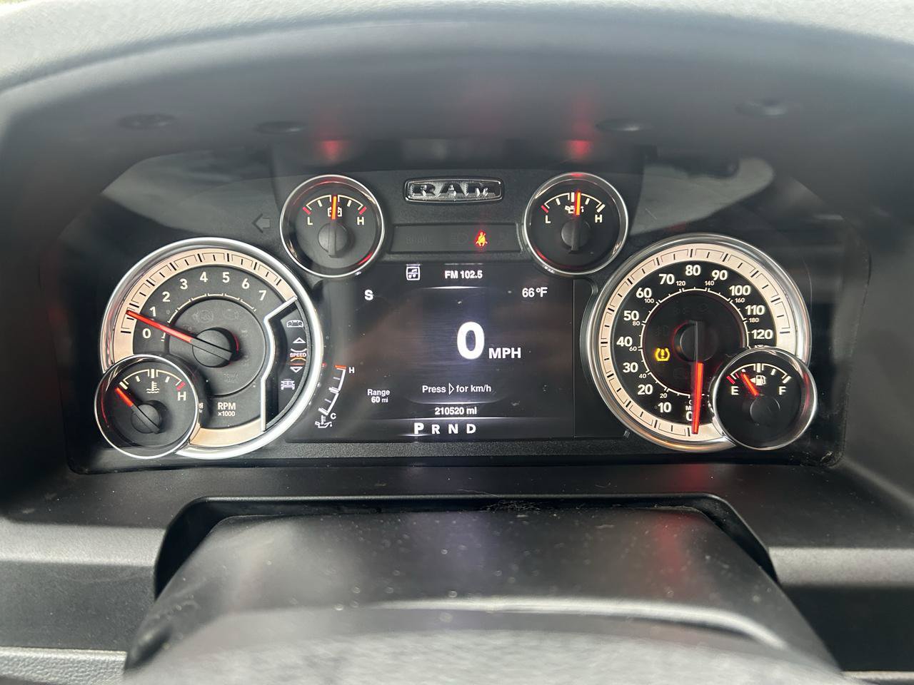 Used 2016 RAM 1500 SLT AWD/4WD image 19