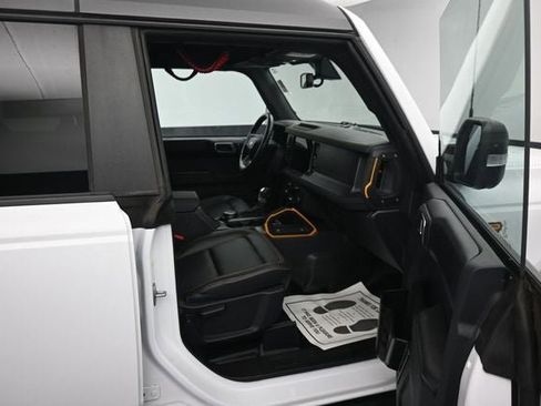 Used 2024 Ford Bronco Badlands AWD/4WD image 13