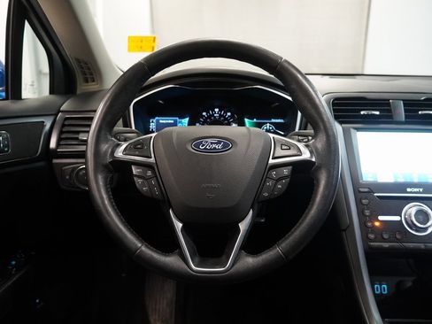 Used 2019 Ford Fusion Energi Titanium image 16