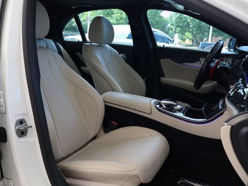 Used 2020 Mercedes-Benz E 450 4MATIC Sedan image 11
