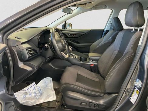 Used 2024 Subaru Outback Premium image 10