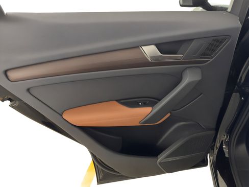 Used 2023 Audi Q5 2.0T Premium Plus w/ Premium Plus Package image 17