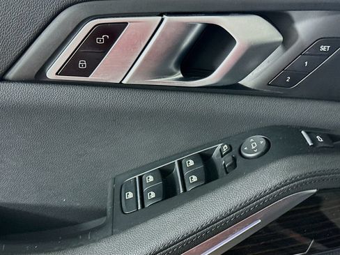 Used 2019 BMW X5 xDrive40i w/ Premium Package 2 AWD/4WD image 22