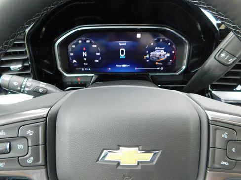 New 2026 Chevrolet Silverado 3500 High Country w/ High Country Premium Package AWD/4WD image 36