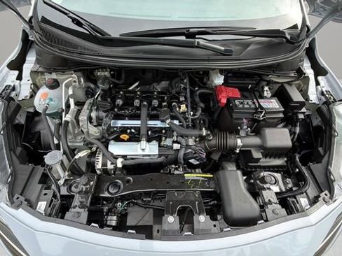 Used 2025 Nissan Versa SR w/ Trunk Package FWD image 31