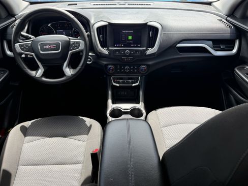 Used 2024 GMC Terrain SLE w/ Driver Convenience Package FWD image 13