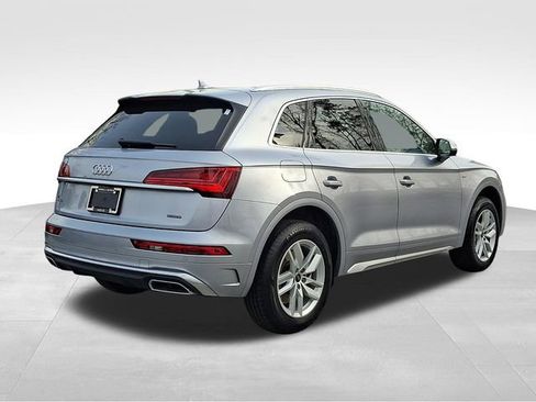 Used 2023 Audi Q5 2.0T Premium w/ Convenience Package AWD/4WD image 7