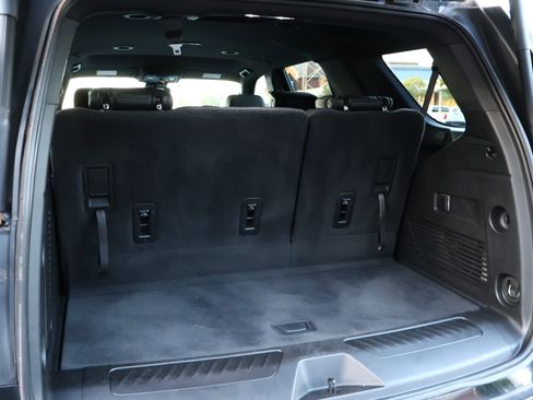 Used 2023 Chevrolet Tahoe LT image 25