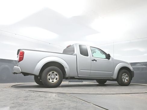 Used 2017 Nissan Frontier S image 22