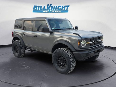 New 2025 Ford Bronco 4-Door image 14