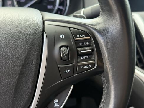 Used 2020 Acura TLX image 17