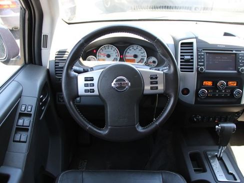 Used 2018 Nissan Frontier PRO-4X w/ Pro-4x Luxury Package AWD/4WD image 19
