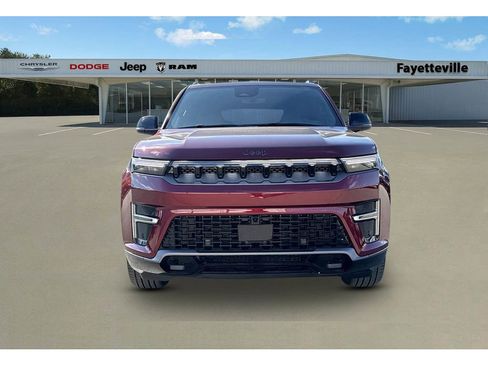 New 2026 Jeep Grand Wagoneer Limited image 8