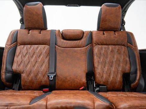 Used 2026 Jeep Wrangler Unlimited Sport image 40