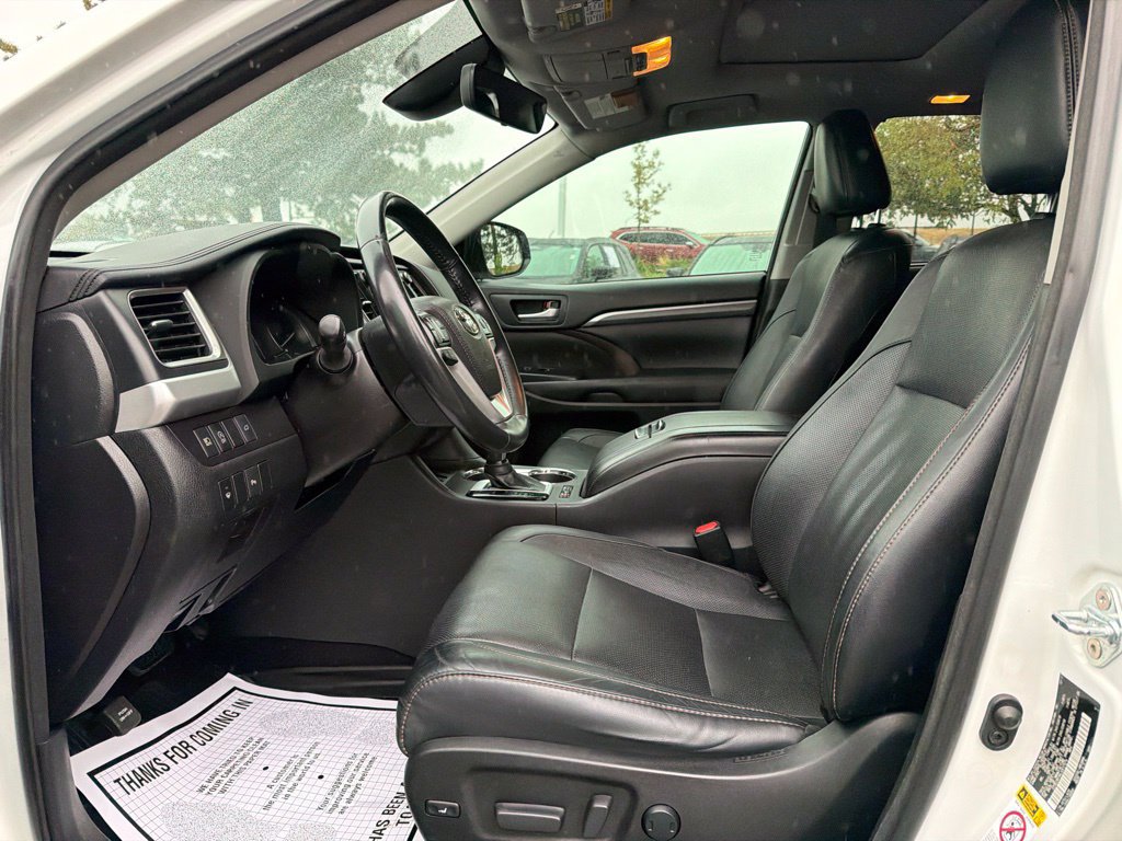 Used 2018 Toyota Highlander Limited AWD/4WD image 24