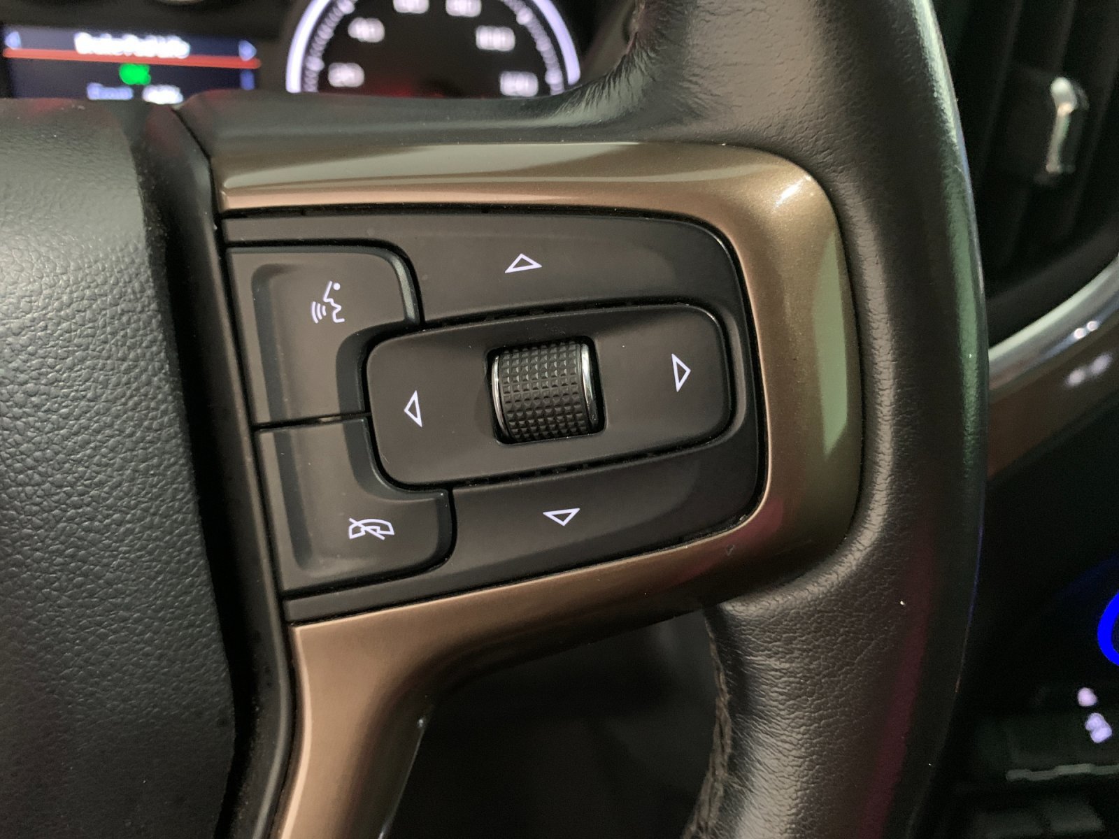 Used 2019 Chevrolet Silverado 1500 RST AWD/4WD image 19
