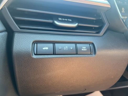 New 2025 Nissan Altima 2.5 SR image 15