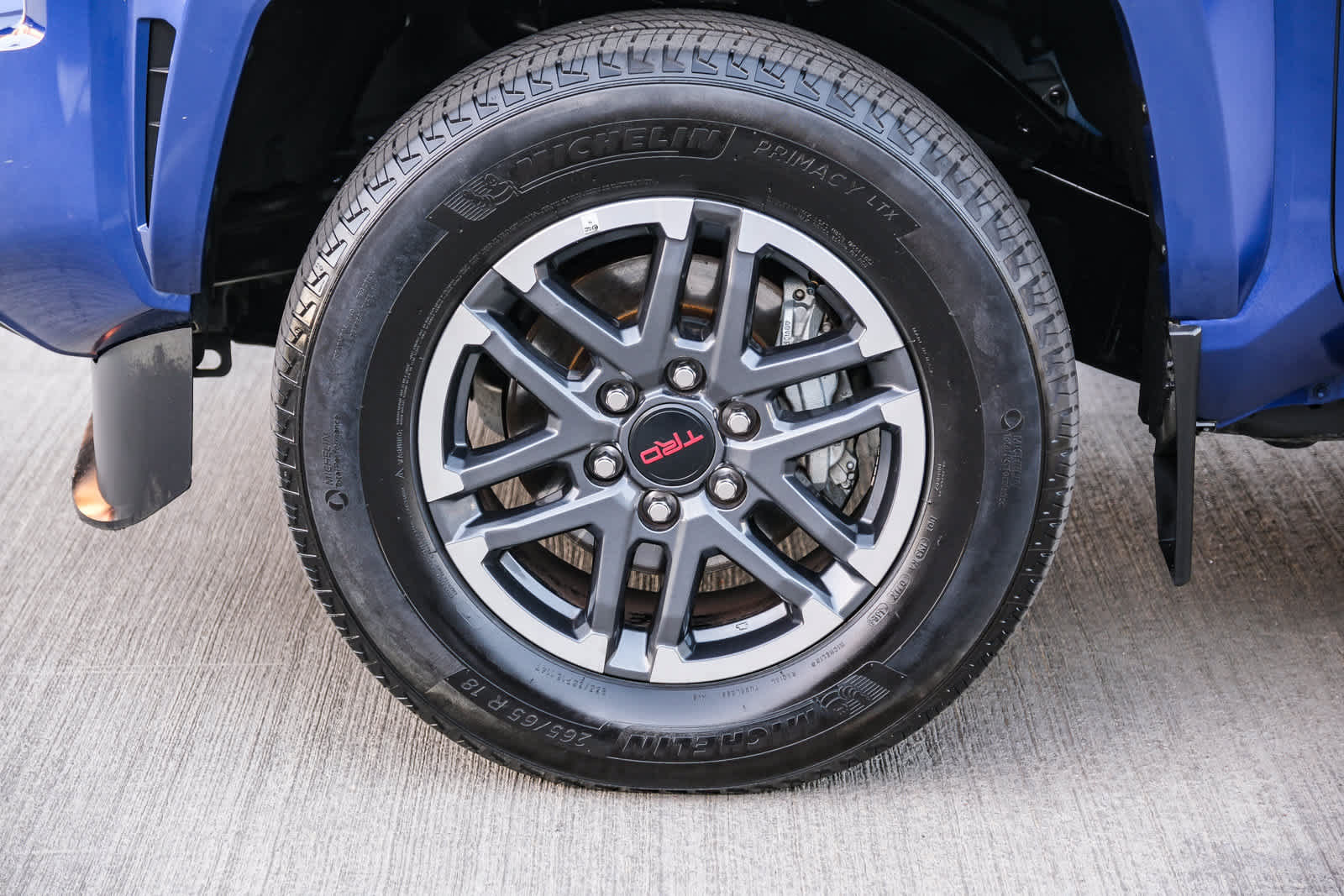Certified 2024 Toyota Tacoma TRD Sport AWD/4WD image 10