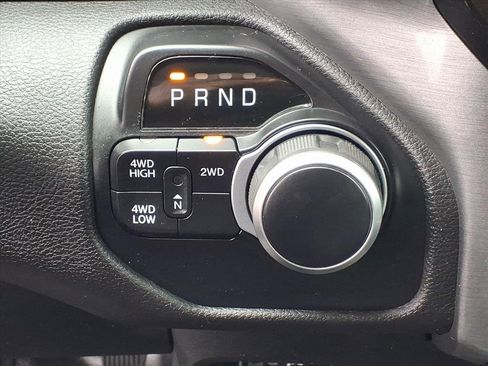 Used 2020 RAM 2500 Tradesman w/ Chrome Appearance Group image 8