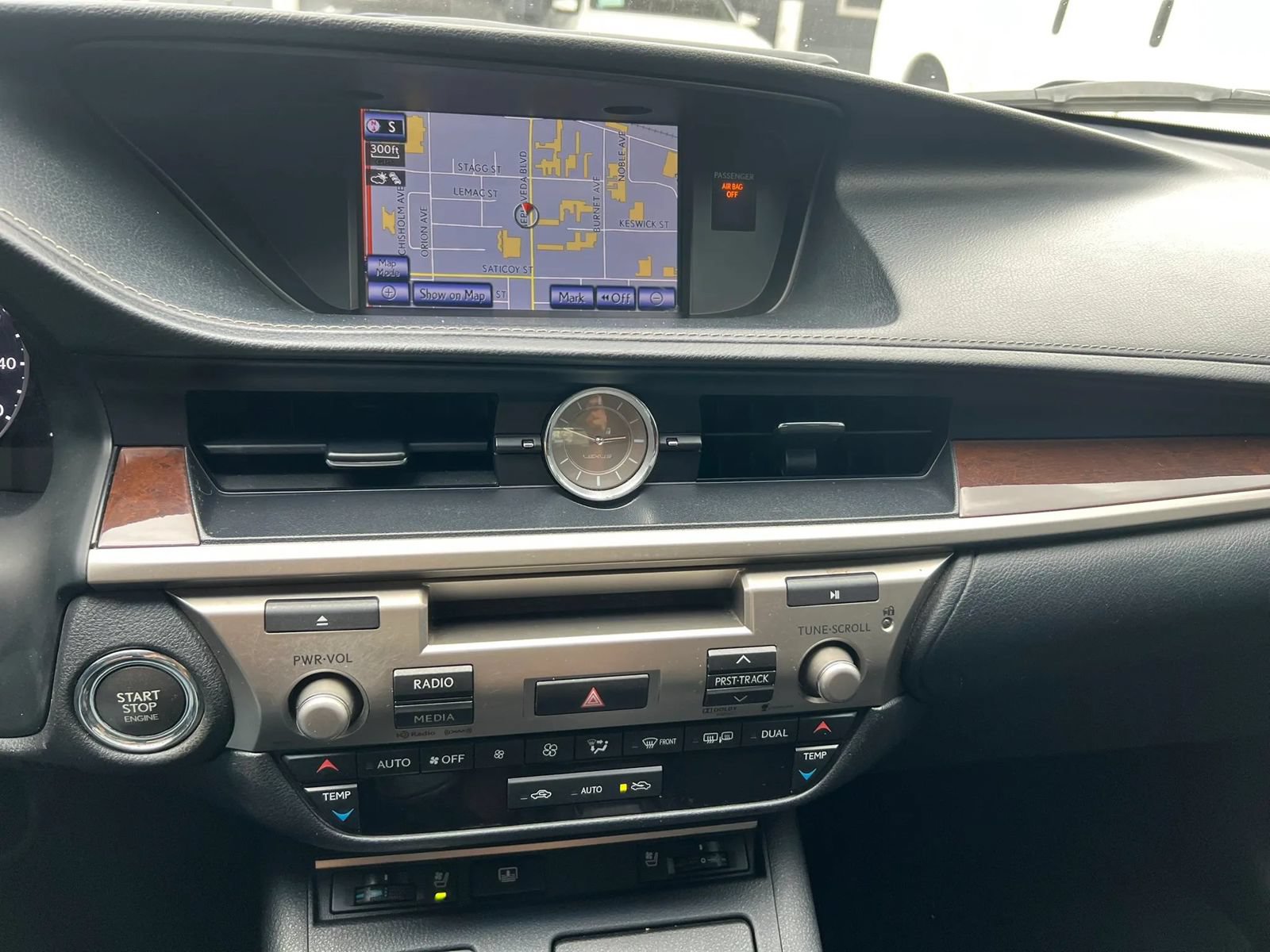 Used 2013 Lexus ES 350 w/ Luxury Pkg FWD image 15