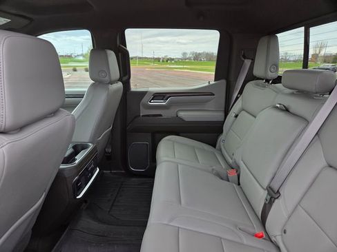 Used 2023 GMC Sierra 1500 SLT w/ SLT Premium Plus Package AWD/4WD image 44