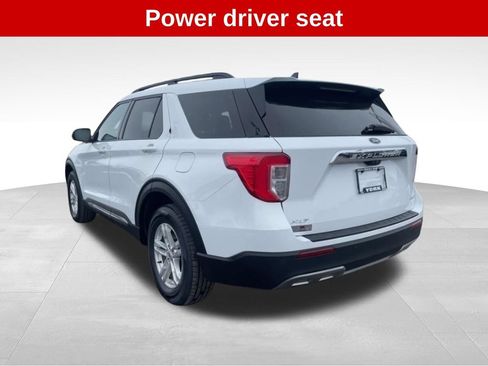 Used 2023 Ford Explorer XLT w/ Equipment Group 202A AWD/4WD image 3