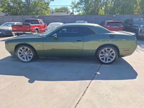 Used 2020 Dodge Challenger R/T Scat Pack RWD image 3