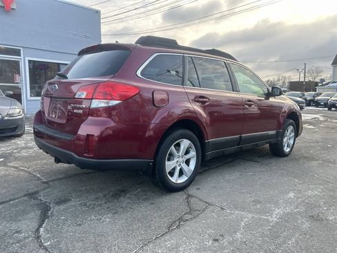 Used 2014 Subaru Outback 2.5i Premium image 4