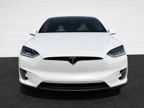 Used 2020 Tesla Model X Long Range image 2