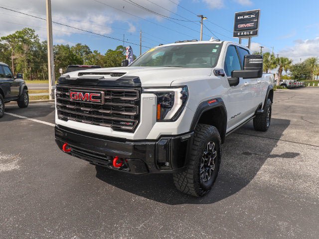 Used 2026 GMC Sierra 2500 AT4X AWD/4WD image 3