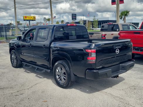 Certified 2025 Nissan Frontier SV w/ SV Convenience Package RWD image 6