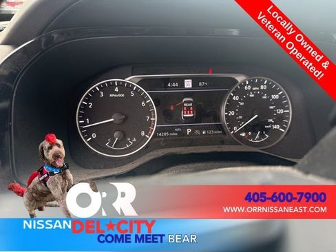 Used 2024 Nissan Pathfinder SL w/ SL Premium Package AWD/4WD image 4