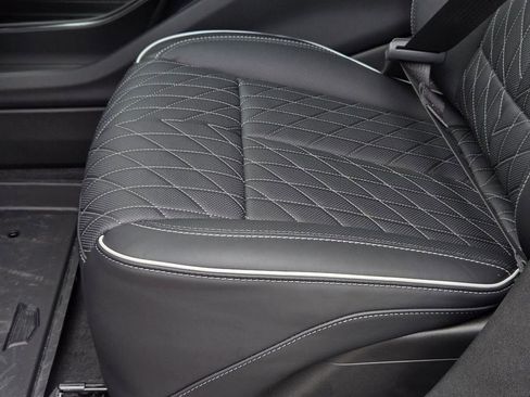 New 2026 Cadillac Lyriq V w/ Exterior Carbon Fiber Package image 27