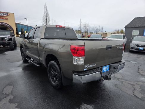 Used 2013 Toyota Tundra 2WD Double Cab w/ Tow Pkg image 7