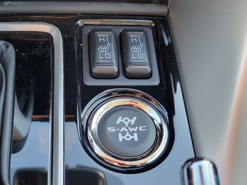 New 2025 Mitsubishi Eclipse Cross LE image 22